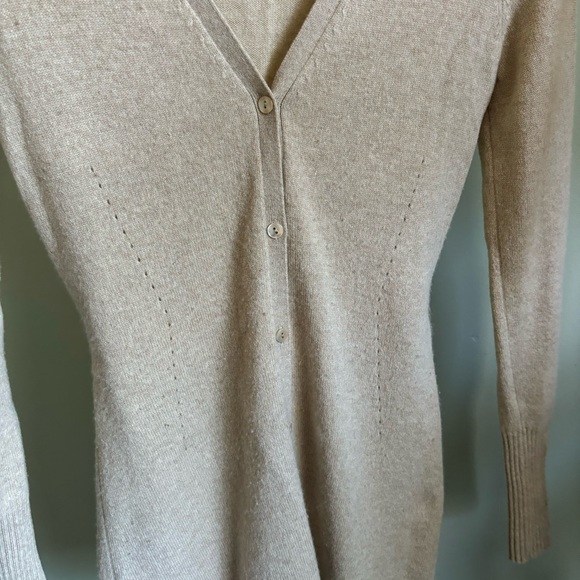 HOLT RENFREW CASHMERE SWEATER, Size S - Picture 3 of 9